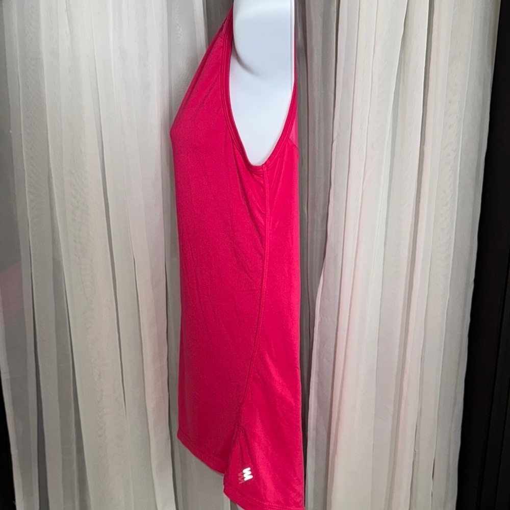 Nicole Miller Pink Sleeveless Tank Top with Rounded Neckline - Picture 3 of 8